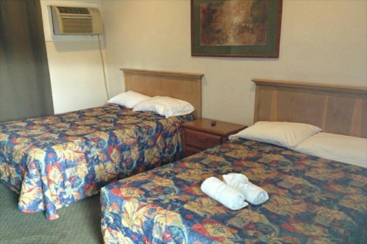 Miami Springs Inn Eksteriør billede