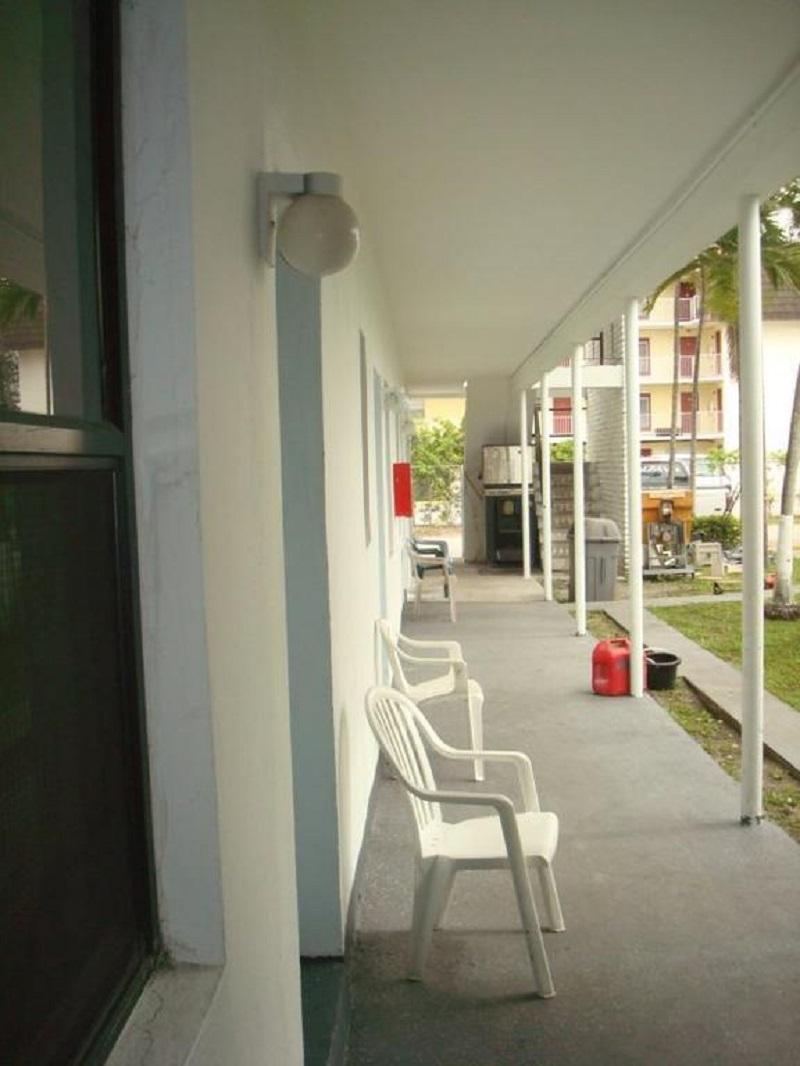 Miami Springs Inn Eksteriør billede
